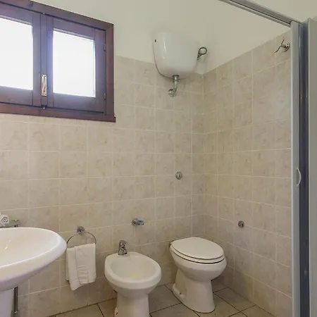 1 Bedroom Amazing In Costa Rei -ca- Daire